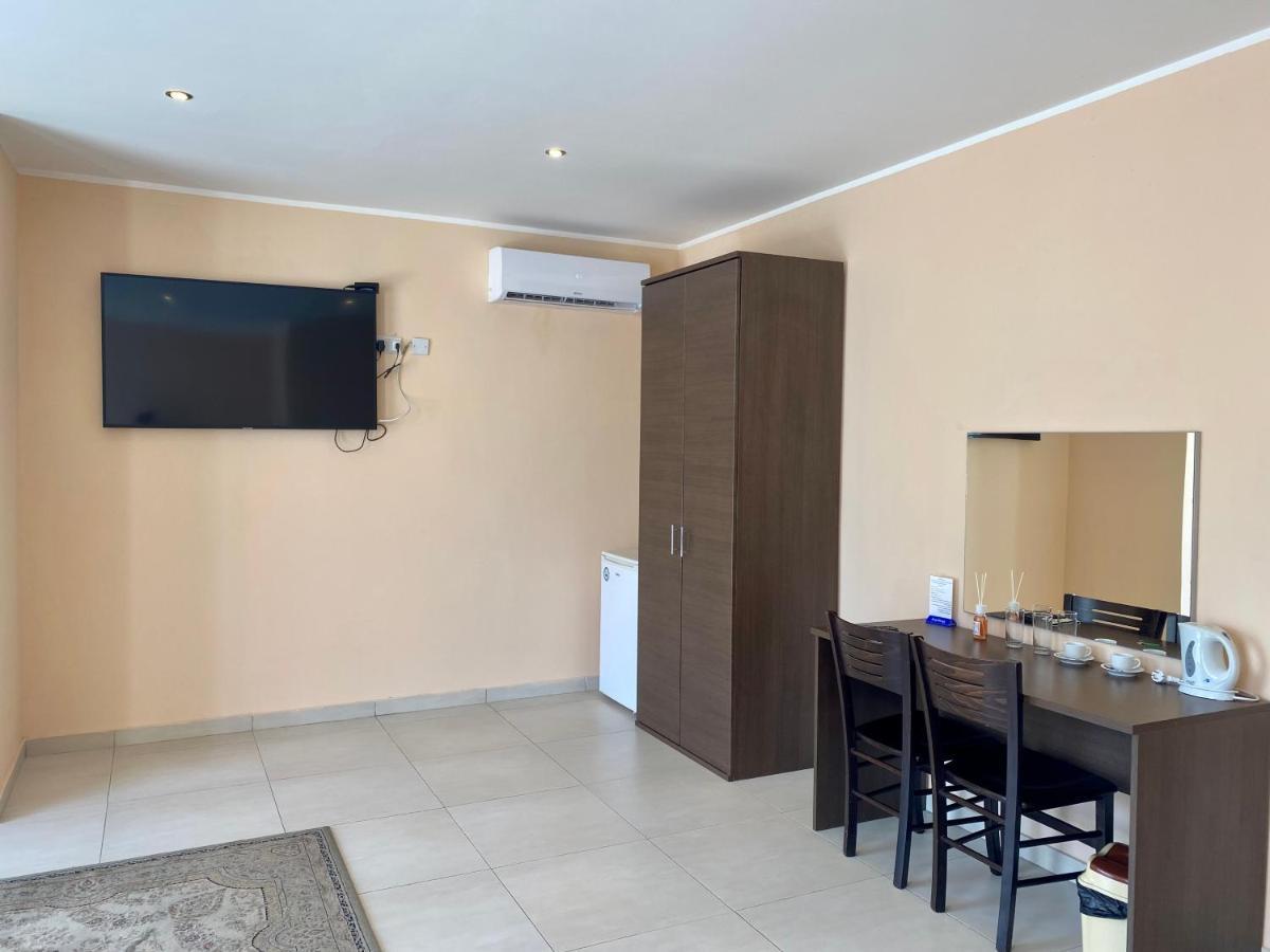Malta Paradise Hotel Saint Julian's Екстериор снимка