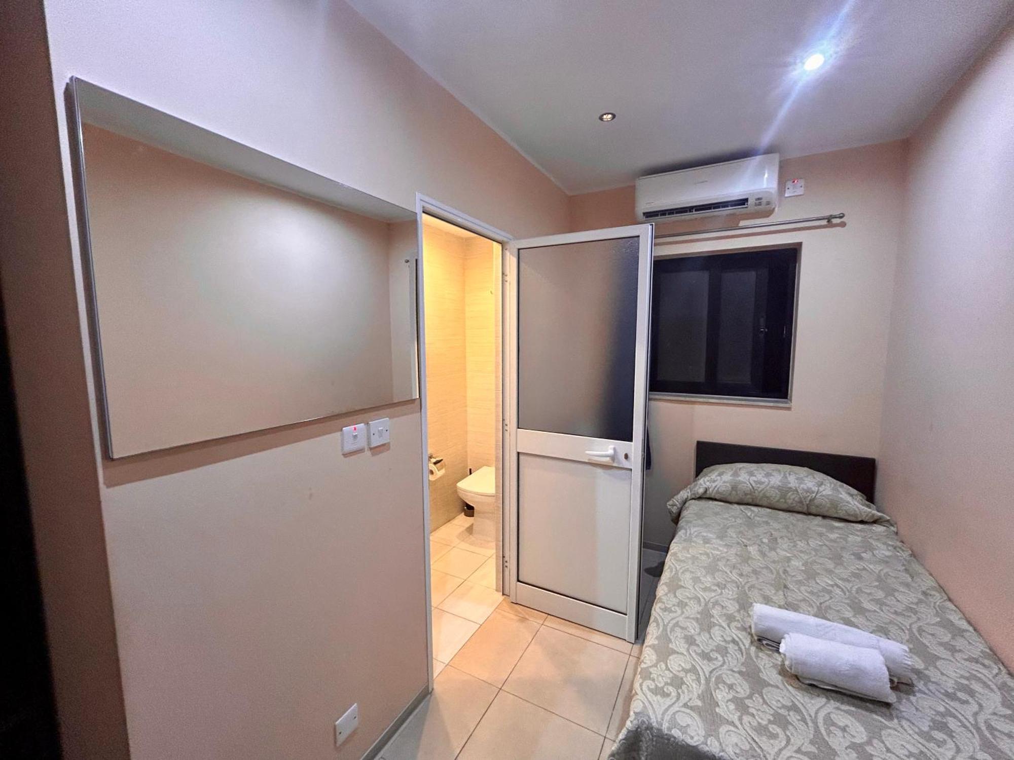 Malta Paradise Hotel Saint Julian's Екстериор снимка