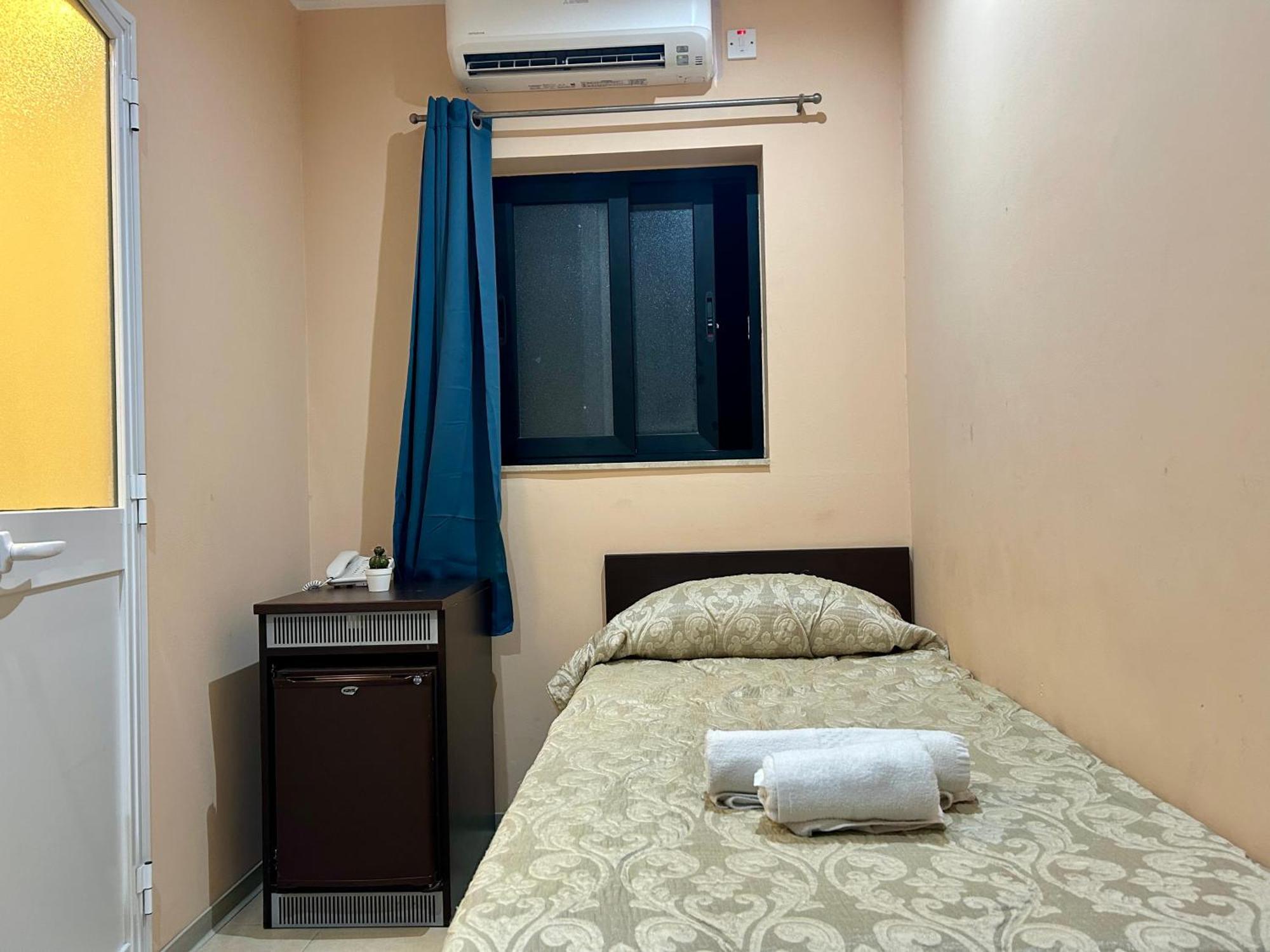 Malta Paradise Hotel Saint Julian's Екстериор снимка