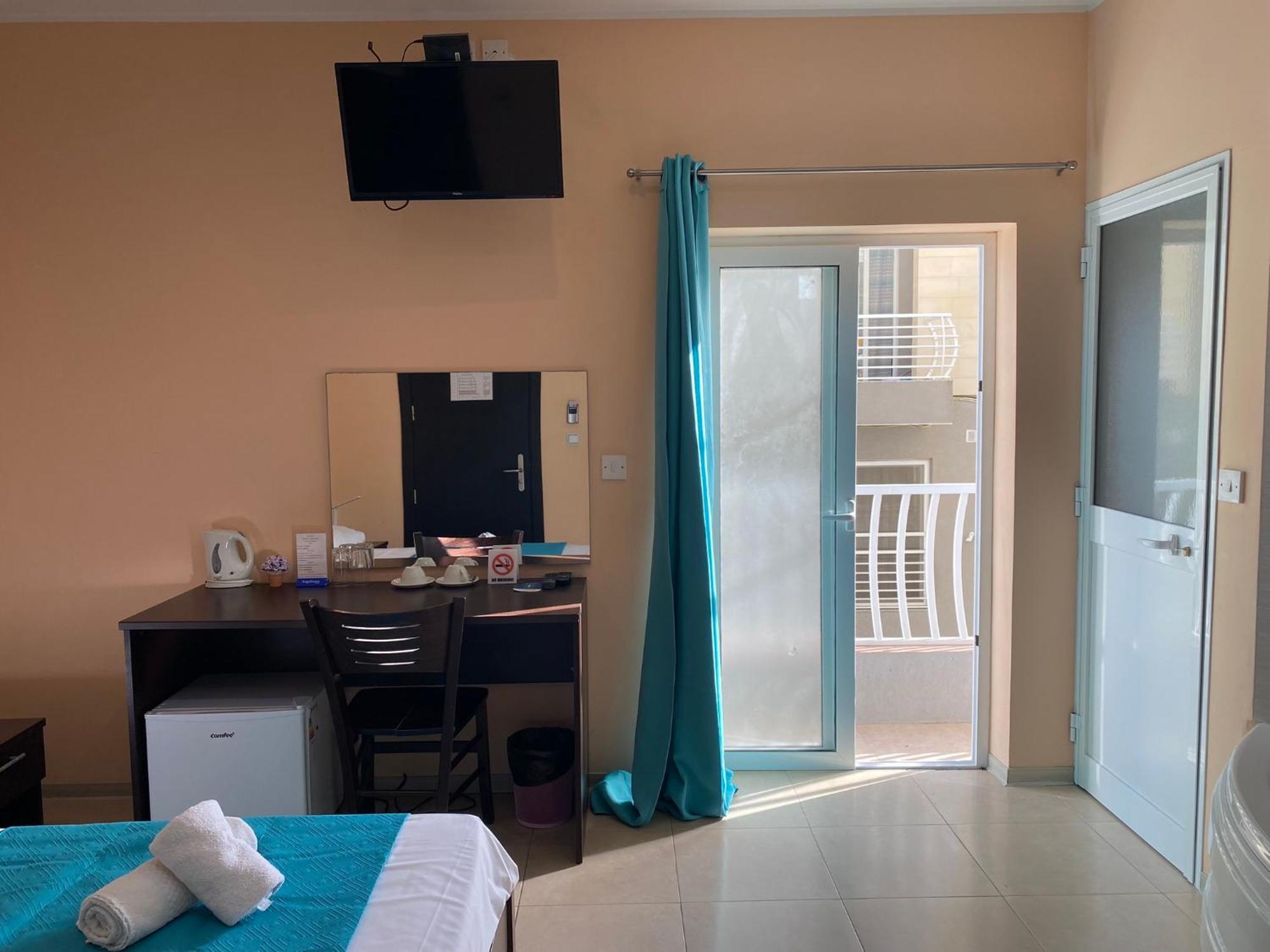 Malta Paradise Hotel Saint Julian's Екстериор снимка